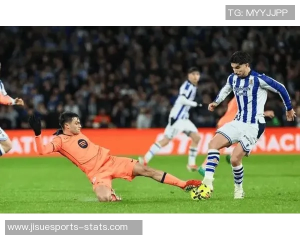 西甲激情对决巴萨五球大胜那不勒斯补时绝杀点燃全场热情