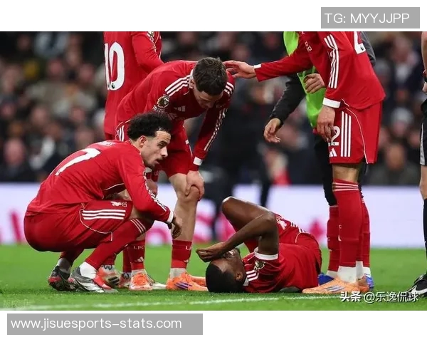 西甲激战：利物浦与热刺战成平局神奇扑救成比赛焦点