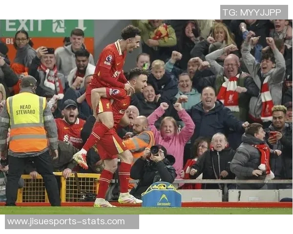 国王杯精彩对决利物浦大胜莱比锡帽子戏法点燃全场激情